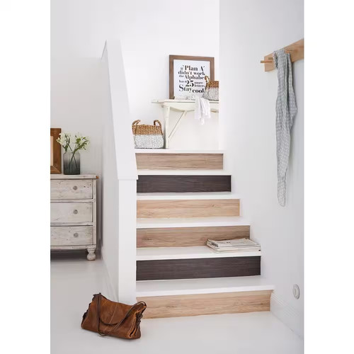 Medium brown walnut wood - medium,
